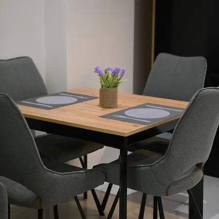 The Minimalist Escape Appartement Kamez