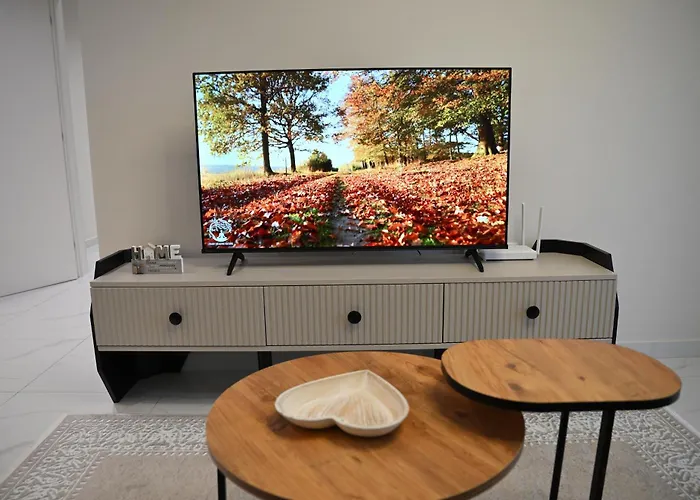 The Minimalist Escape *